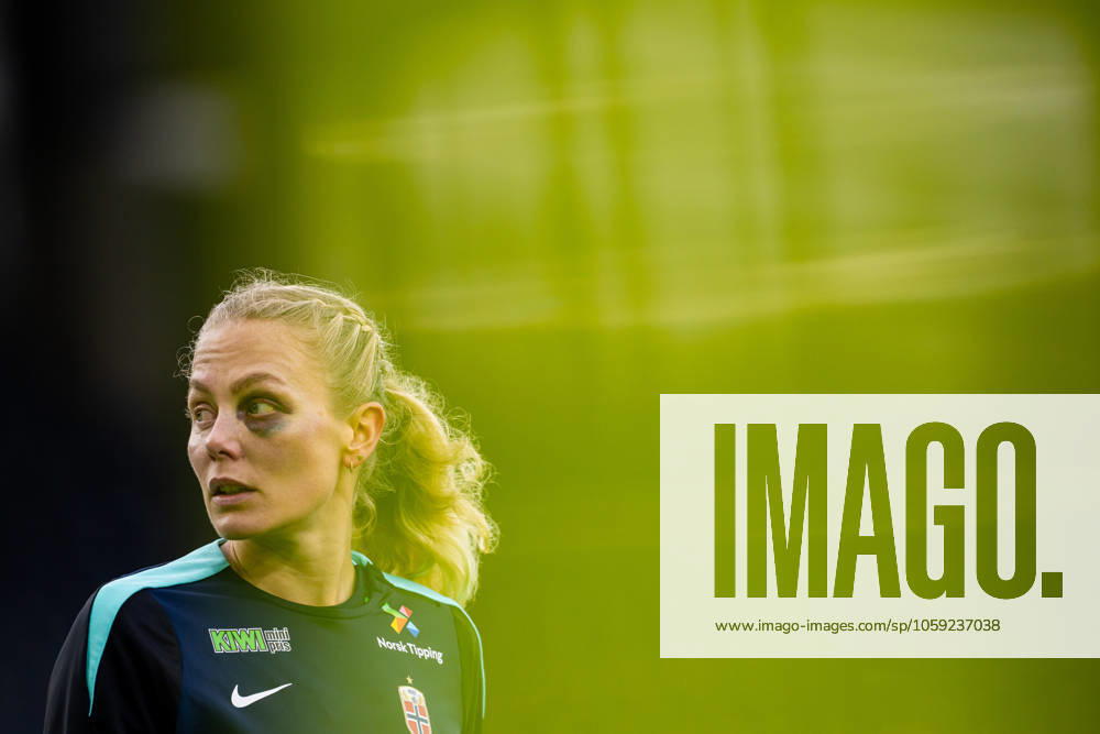 Guro Bergsvand of the Norwegian women s national football team during a training session on February 24, 2025 in Stavanger Photo Vegard Grott BILDBYRAN kod VG VG0717 bbeng fotboll football soccer fotball norge norway women dam nations league träning practice training trening