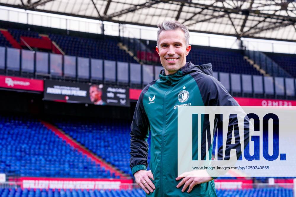 , Stadion Feijenoord ˜De Kuip , Season 2024 2025 , Football , Eredivisie . Presentation of new Feyenoord head coach Robin van Persie Presentation of Robin van Persie x28030612x