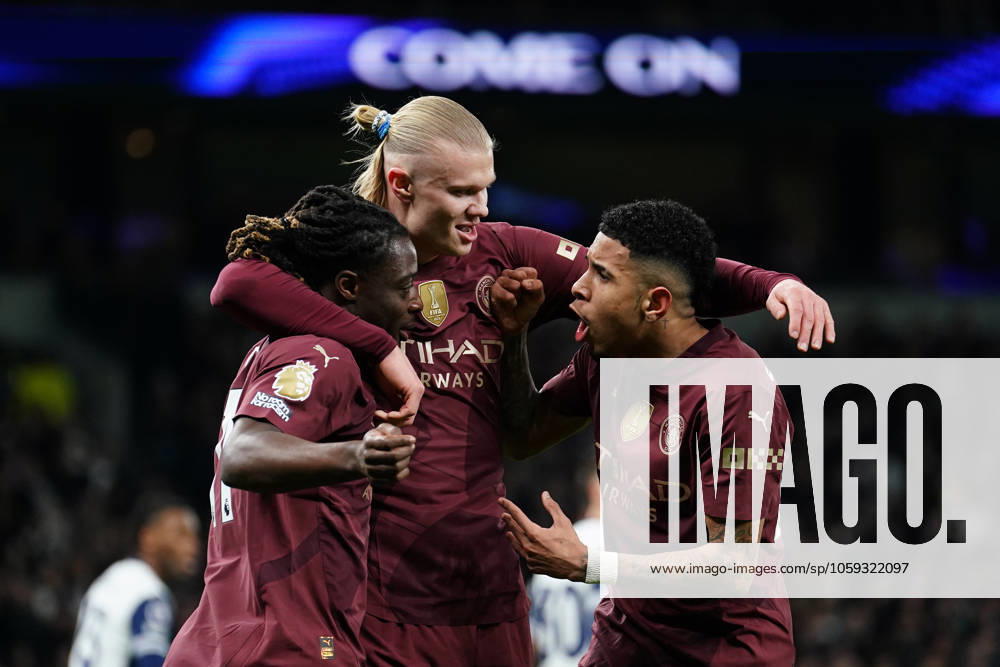 Erling Haland of Manchester City scores during the Premier League match between Tottenham Hotspur and Manchester City at Tottenham Hotspur Stadium, White Hart Lane, England on 26 February 2025.