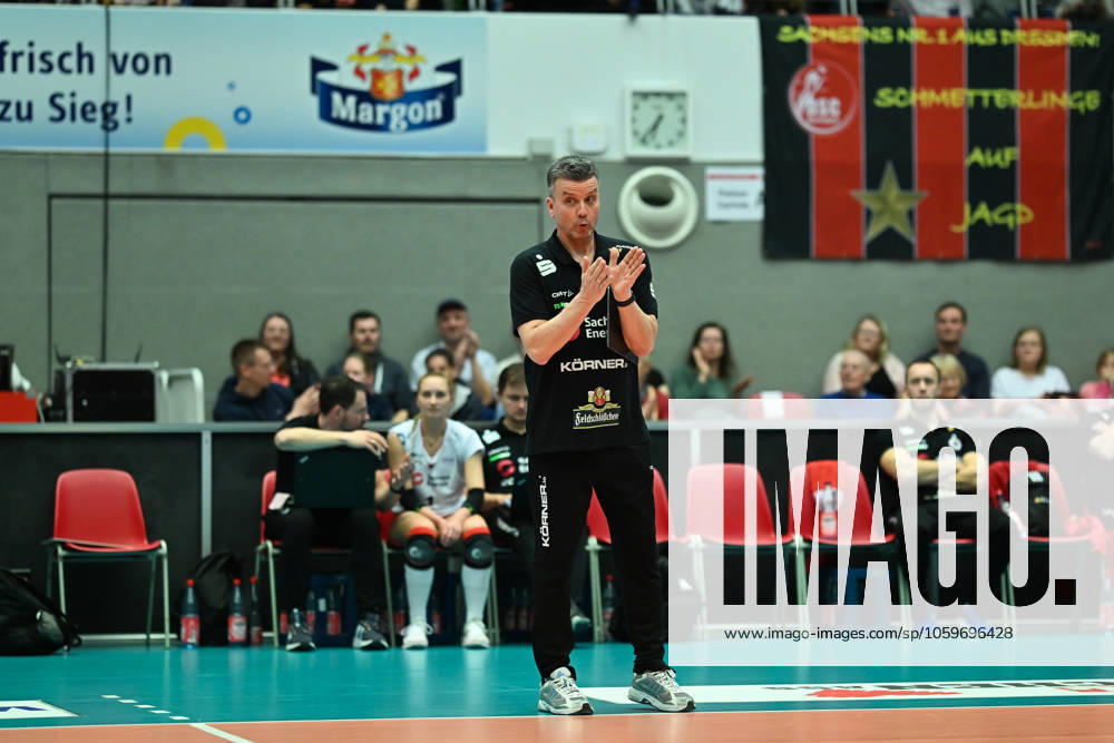 Alexander Waibl Head Coach Dresdner SC Dresdner SC vs Ladies in Black Aachen, 1 Volleyball Bundesliga Women, Season 2024 2025, 08 03 2025 Dresdner SC vs Ladies in Black Aachen, 1 Volleyball Bundesliga Women, Season 2024 2025, 08 03 2025 Dresden