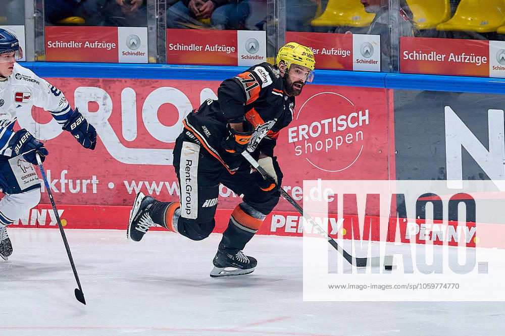 Linus Froeberg Loewen Frankfurt, 71 GER, Loewen Frankfurt vs Straubing Tigers, Ice Hockey, 1 Bundesliga, 1 Playoff Round, 2 Matchday, Season 2024 2025, 11 03 25 GER, Loewen Frankfurt vs Straubing Tigers, Ice Hockey, 1 Bundesliga, 1 Playoff Round, 2 Matchday, Season 2024 2025, 11 03 25 Frankfurt Main