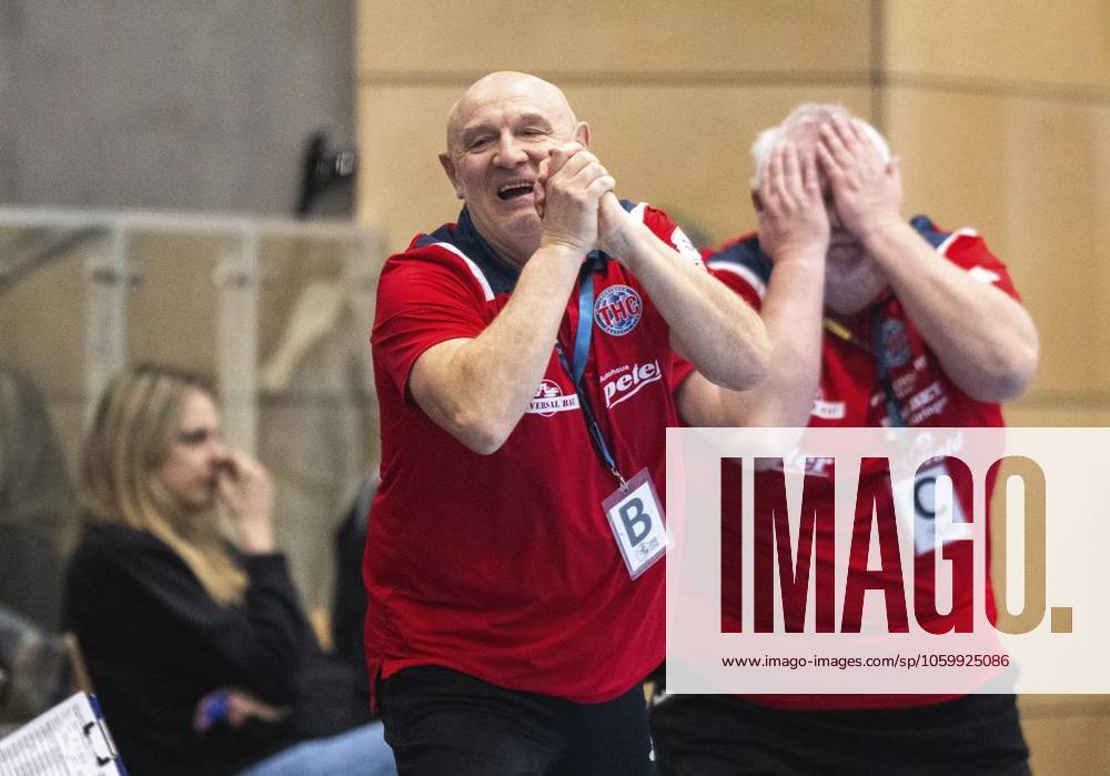 HANDBALL WOMEN 1 BUNDESLIGA 19 GAME DAY THC HB LUDWIGSBURG p 15 03 2025 Bad Langensalza Handball Women 1 Bundesliga Women Season 2024 2025 Salzhalle 19 Matchday Thüringer HC HB Ludwigsburg in photo Coach Herbert Mueller Thüringer HC Co Coach Helfried Mueller Thüringer HC Germany Thueringen Bad Langensalza Copyright SaschaxFromm