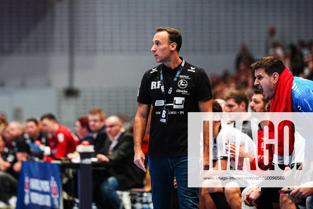 Roberto Garcia Parrondo MT Melsungen, Coach GER, Handball Sport Verein Hamburg vs MT Melsungen, Handball, Bundesliga, Matchday 23, Season 2024 2025, 20 03 2025 GER, Handball Sport Verein Hamburg vs MT Melsungen, Handball, Bundesliga, Matchday 23, Season 2024 2025, 20 03 2025 Hamburg