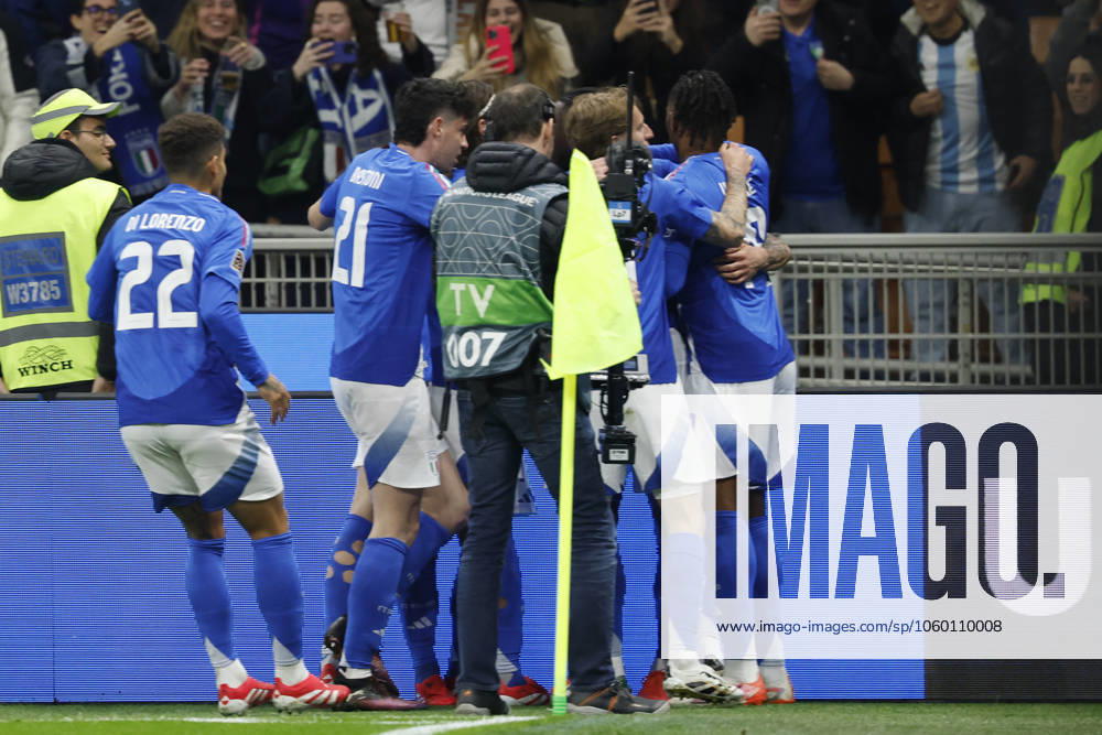 In the picture from l goal, goal, jubilation, goal celebration, joy, enthusiasm, celebrates, after 1 0, 20 03 2025, football, UEFA Nations League, quarter-final, Italy Germany, ITA, Milan, Stadio San Siro,