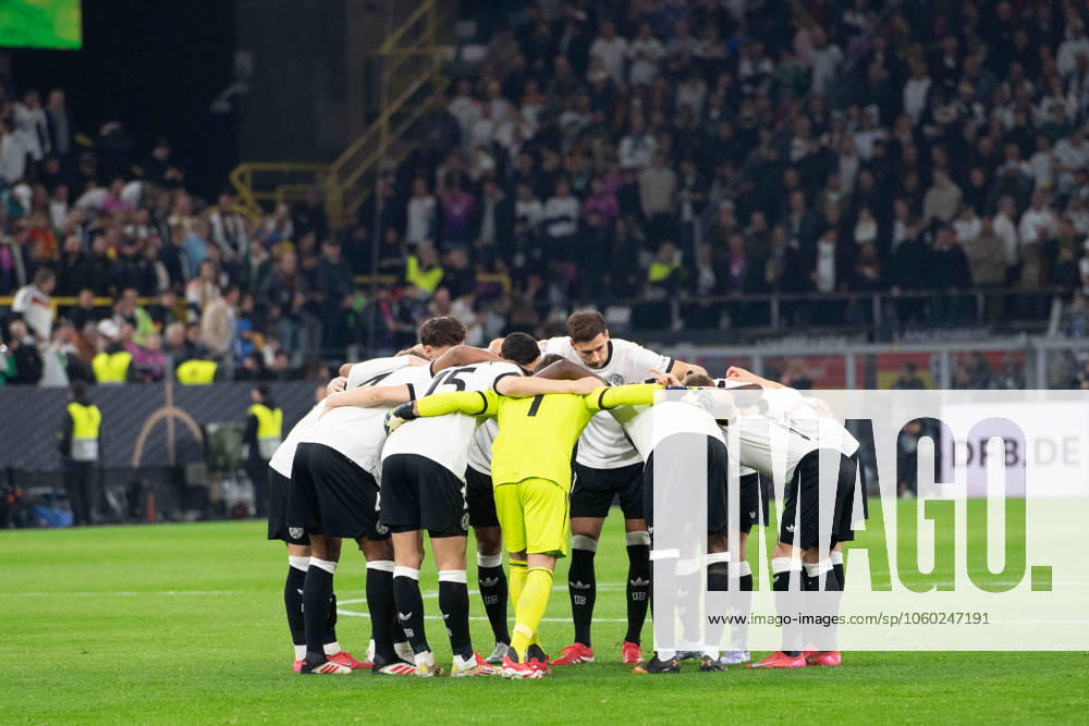 Germany Team Circle, Motivation, Conspiracy, Soccer UEFA Nations League Quarterfinals, Round of 8, Germany GER Italy ITA 3 3 on 23 03 2024 at Signal Iduna Park Dortmund,