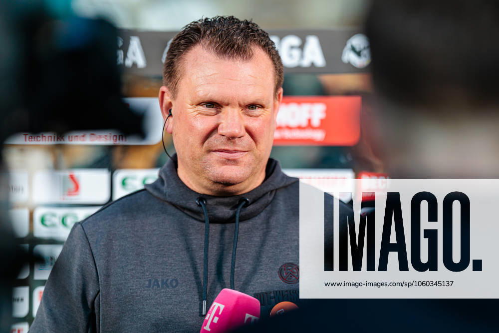 Uwe Koschinat Rot Weiss Essen, Head Coach in an interview with Magenta Sport GER, SC Verl vs Rot Weiss Essen, Football, 3 Liga, Matchday 30, Season 2024 2025, 28 03 2025 DFL Regulations prohibit any use of photographers as image sequences and or quasi video GER, SC Verl vs Rot Weiss Essen, Football, 3 Liga, Matchday 30, Season 2024 2025, 28 03 2025 Verl