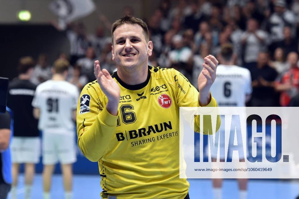 Cheers, joy after the win Nebojsa Simic Goalkeeper MT Melsungen 16 , GER, MT Melsungen THW Kiel, Handball, 1 Bundesliga, 24 Matchday, Season 2024 2025, 29 03 2025, GER, MT Melsungen THW Kiel, Handball, 1 Bundesliga, 24 Matchday, Season 2024 2025, 29 03 2025 Kassel