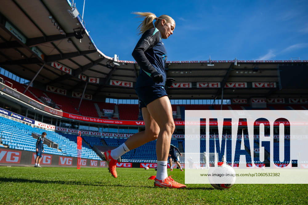Guro Bergsvand of the Norwegian women s national football team during a training session on April 2, 2025 in Oslo Photo Vegard Grott BILDBYRAN kod VG VG0738 bbeng fotboll football soccer fotball norge norway women dam nations league träning practice training trening
