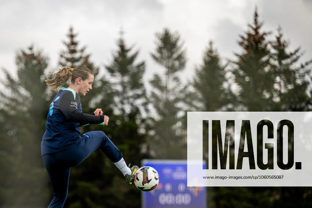 Elisabeth Terland of the Norwegian women s national football team during a training session on April 3, 2025 in Reykjavik Photo Vegard Grott BILDBYRAN kod VG VG0740 bbeng fotboll football soccer fotball norge norway women dam nations league träning practice training trening
