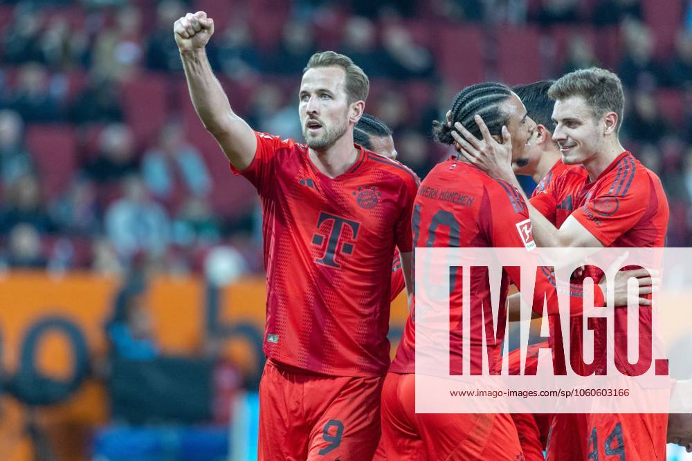 Goal celebration, cheers after his goal for 1 3 by Leroy Sane FC Bayern Muuenchen , Harry Kane FC Bayern Muenchen l and Josip Stanisic FC Bayern Muenchen re , FC Augsburg vs FC Bayern Muenchen, Football, 1 Bundesliga, 28 Matchday, 04 04 2025 DFB regulations prohibit any use of photographs as image sequences and or quasi video