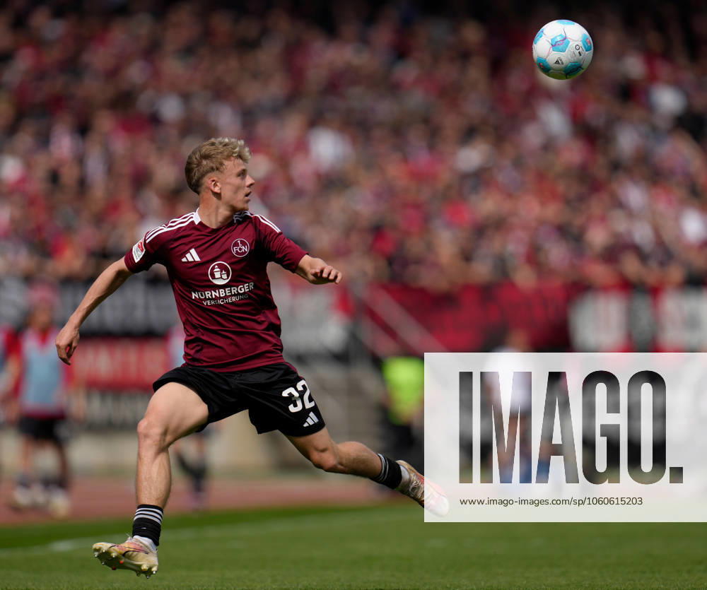 Tim Janisch 1 FC Nuernberg, 32 GER, 1 FC Nuernberg vs Hamburger SV, 2 Bundesliga, 28 Matchday, Season 2024 2025, 05 04 2025 DFL REGULATIONS PROHIBIT ANY USE OF PHOTOGRAPHS AS IMAGE SEQUENCES AND OR QUASI VIDEO GER, 1 FC Nuernberg vs Hamburger SV, 2 Bundesliga, 28 Matchday, Season 2024 2025, 05 04 2025 Nuernberg