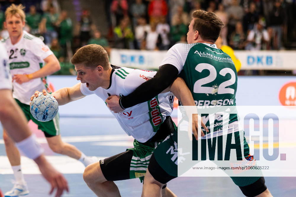 Erik PERSSON FRISCH AUF Goeppingen, 22 in a duel against Martin HANNE TSV Hannover Burgdorf, 42 TSV Hannover Burgdorf HAN vs FRISCH AUF Goeppingen FAG , Handball, Men, Daikin Handball Bundesliga HBL , 25 Matchday, Season 2024 2025, 06 04 2025 TSV Hannover Burgdorf HAN vs FRISCH AUF Goeppingen FAG , Handball, Men, Daikin Handball Bundesliga HBL , 25 Matchday, Season 2024 2025, 06 04 2025 Hannover
