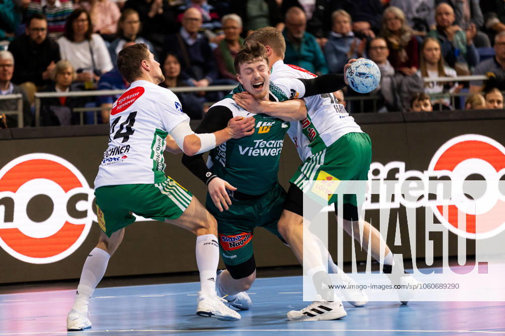 Erik PERSSON FRISCH AUF Goeppingen, 22 scores a goal, Action, Goal throw TSV Hannover Burgdorf HAN vs FRISCH AUF Goeppingen FAG , Handball, Men, Daikin Handball Bundesliga HBL , 25 Matchday, Season 2024 2025, 06 04 2025 TSV Hannover Burgdorf HAN vs FRISCH AUF Goeppingen FAG , Handball, Men, Daikin Handball Bundesliga HBL , 25 Matchday, Season 2024 2025, 06 04 2025 Hannover