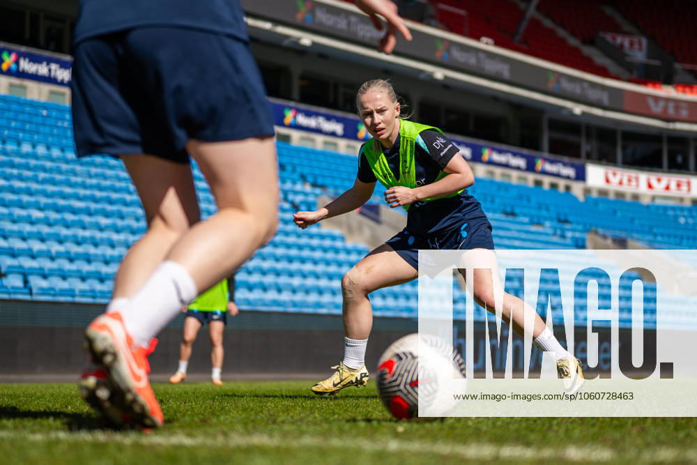 Thea Bjelde of the Norwegian women s national football team during a training session on April 7, 2025 in Oslo Photo Vegard Grott BILDBYRAN kod VG VG0746 bbeng fotboll football soccer fotball norge norway women dam nations league träning practice training trening