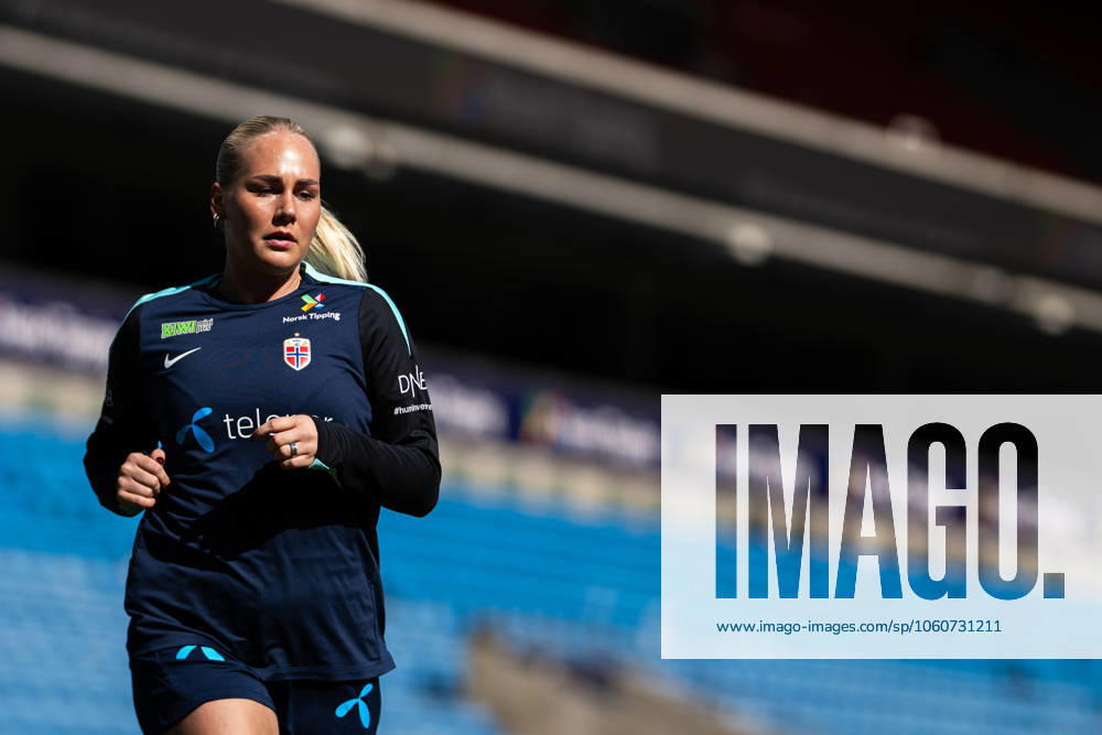 Cathinka Tandberg of the Norwegian women s national football team during a training session on April 7, 2025 in Oslo Photo Vegard Grott BILDBYRAN kod VG VG0746 bbeng fotboll football soccer fotball norge norway women dam nations league träning practice training trening