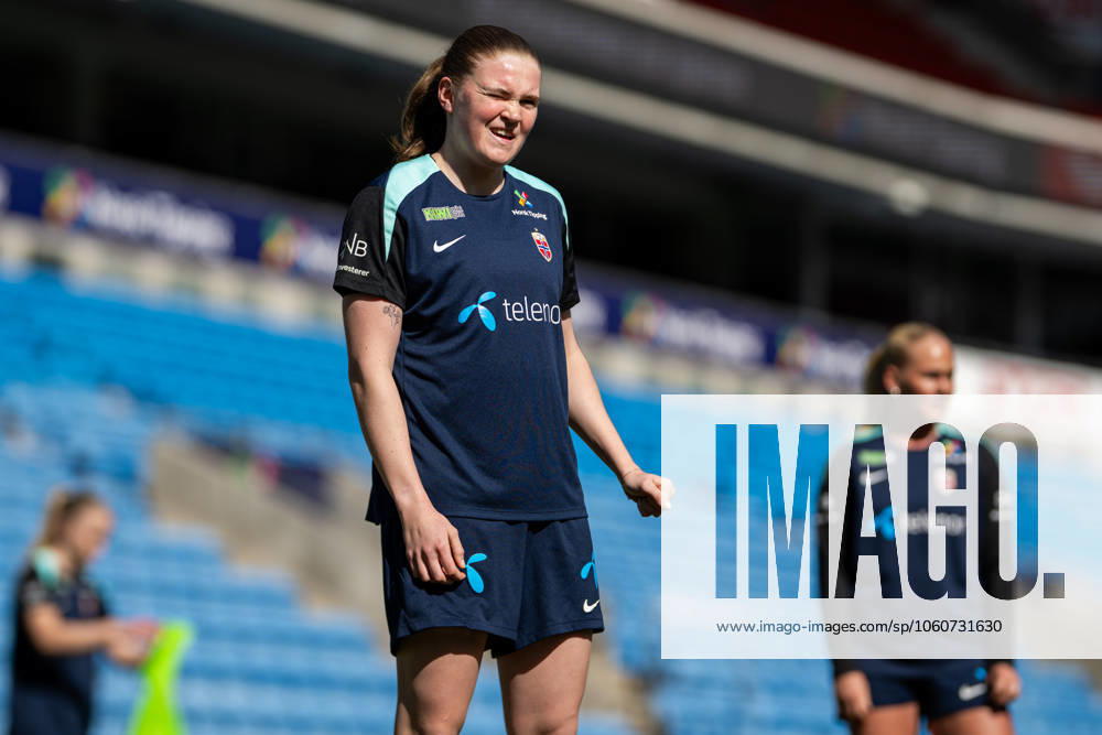 Signe Gaupset of the Norwegian women s national football team during a training session on April 7, 2025 in Oslo Photo Vegard Grott BILDBYRAN kod VG VG0746 bbeng fotboll football soccer fotball norge norway women dam nations league träning practice training trening
