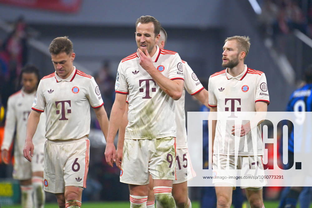V re Konrad LAIMER Bayern Muenchen , Harry KANE Bayern Muenchen ,Joshua KIMMICH Bayern Muenchen after the match, disappointment,frustration,disappointed,frustrated,dejected, Soccer Champions League quarterfinal FC Bayern Muenchen Inter Milan 1 2 on 08 04 2025 , A L L I A N Z A R E N A