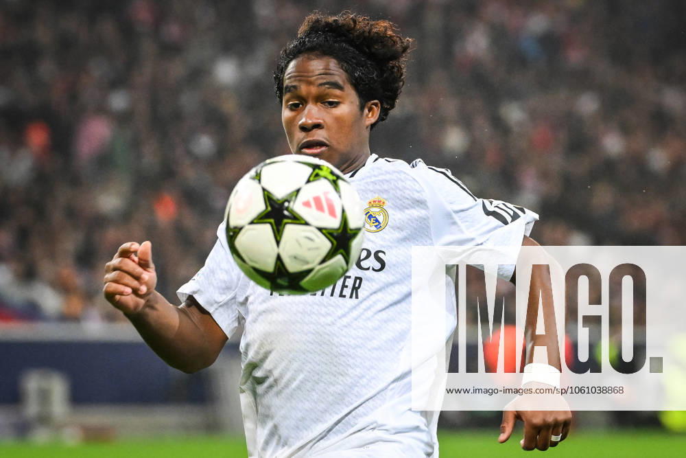 Villeneuve-D ascq, France, France: Endrick FELIPE MOREIRA DE SOUSA of Real Madrid during the UEFA Champions League, League Phase MD2 match between Lille OSC (LOSC) and Real Madrid at Pierre Mauroy Stadium on October 02, 2024 in Villeneuve-d Ascq near Lille, France. Villeneuve-D ascq France - ZUMAm308 20241002_zsp_m308_127