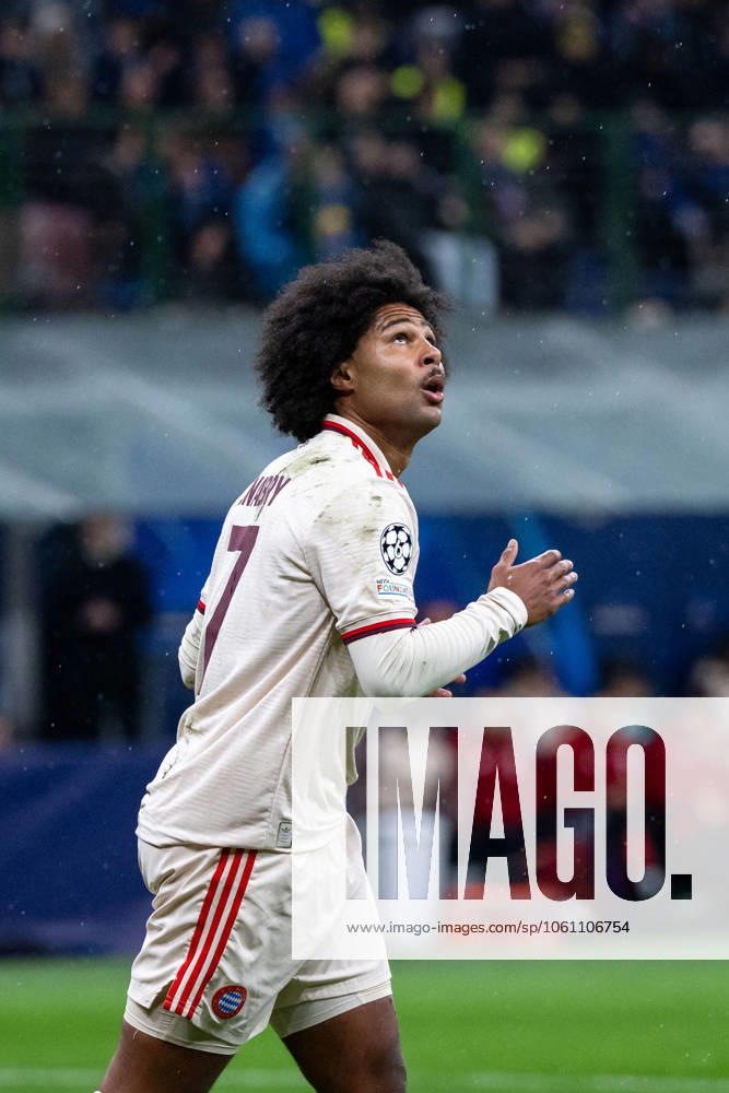 Serge Gnabry FC Bayern Muenchen, 07 angry about a missed goal chance, ITA, Inter Milan vs FC Bayern Muenchen, Football, UEFA Champions League, Quarter-final second leg, 2024 2025 season, 16 04 2025 ITA, Inter Milan vs FC Bayern Muenchen, Football, UEFA Champions League, Quarter-final second leg, 2024 2025 season, 16 04 2025 Milano