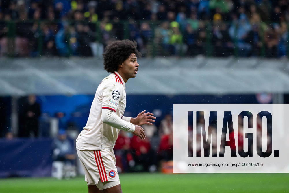 Serge Gnabry FC Bayern Muenchen, 07 angry about a missed goal chance, ITA, Inter Milan vs FC Bayern Muenchen, Football, UEFA Champions League, Quarter-final second leg, 2024 2025 season, 16 04 2025 ITA, Inter Milan vs FC Bayern Muenchen, Football, UEFA Champions League, Quarter-final second leg, 2024 2025 season, 16 04 2025 Milano
