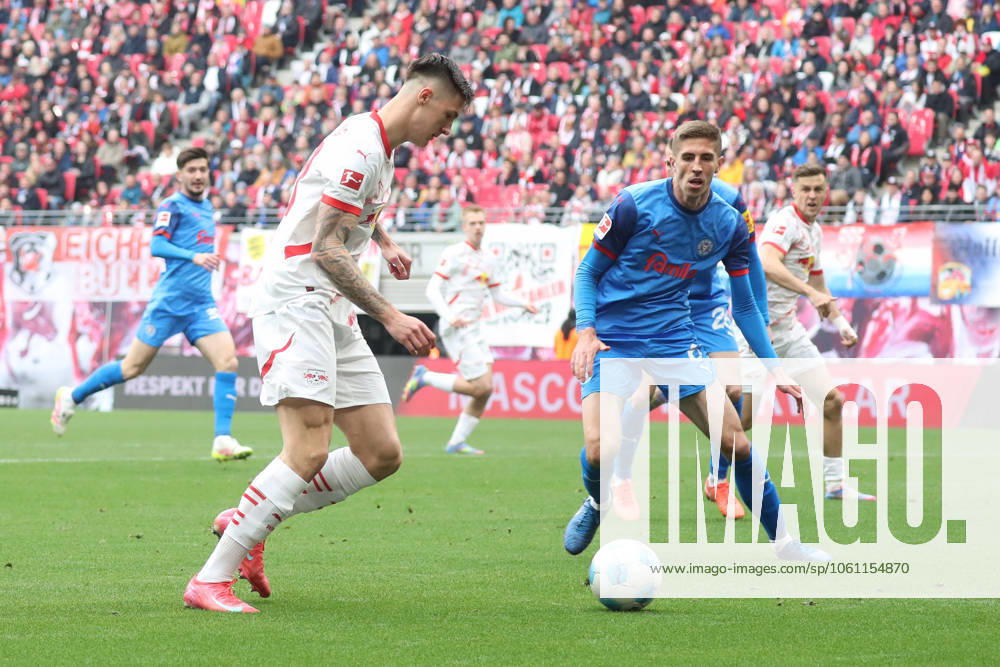 Soccer 1 Bundesliga, RB Leipzig Holstein Kiel, v l Benjamin Sesko Leipzig, 30 Leipzig
