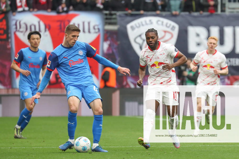 Soccer 1 Bundesliga, RB Leipzig Holstein Kiel, v l Marko Ivezic Kiel, 16 , Ridle Baku Leipzig, 17 Leipzig