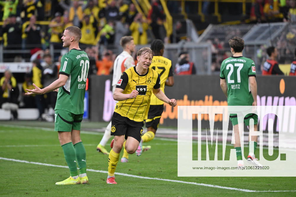 Cheers 3 1 Daniel Svensson Borussia Dortmund 20 04 2025, Football 1 Bundesliga, Matchday 30, Season 2024 2025 Borussia Dortmund Borussia Mönchengladbach Photo Maik Hölter Team2 DFL regulations prohibit any use of photographs as image sequences and or quasi video Dortmund Signal Iduna Park Nordrhein Westfalen Germany Team2