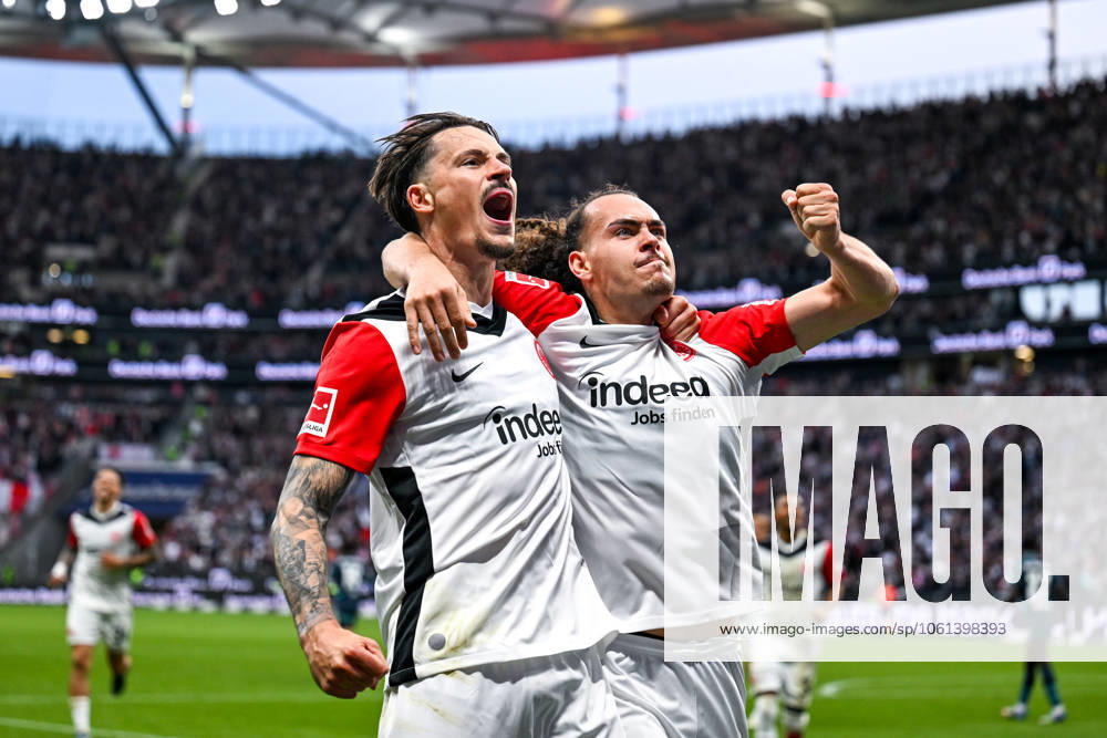 Robin Koch Eintracht Frankfurt, 04 and Arthur Theate Eintracht Frankfurt, 03 celebrate the goal for 4 0, GER, Eintracht Frankfurt vs RB Leipzig, Football, 1 Bundesliga, Matchday 31, Season 2024 2025, 26 04 2025 DFL REGULATES PROHIBIT ANY USE OF PHOTOGRAPHS as IMAGE SEQUENCES and or QUASI VIDEO GER, Eintracht Frankfurt vs RB Leipzig, Football, 1 Bundesliga, 31 Matchday, Season 2024 2025, 26 04 2025 Frankfurt am Main