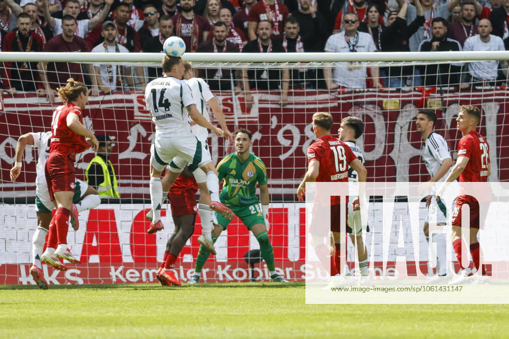 In the penalty area of FC Schalke 04 , Germany, Football, 2 Bundesliga, Matchday 31, 2024 2025, 1 FC Kaiserslautern vs FC Schalke 04, 27 04 2025, Fritz Walter Stadion, Kaiserslautern, Germany DFL REGULATIONS PROHIBIT ANY USE OF PHOTOGRAPHS AS IMAGE SEQUENCES AND OR QUASI VIDEO Kaiserslautern Fritz Walter Stadion Baden Württemberg Germany