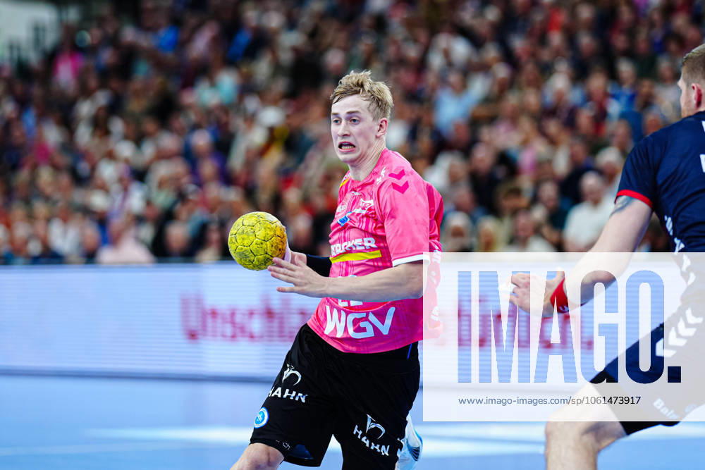 Torben Matzken TVB Stuttgart, 22 GER, SG Flensburg Handewitt vs TVB Stuttgart, Handball, Bundesliga, Matchday 27, Season 2024 2025, 26 04 2025 GER, SG Flensburg Handewitt vs TVB Stuttgart, Handball, Bundesliga, Matchday 27, Season 2024 2025, 26 04 2025 Flensburg