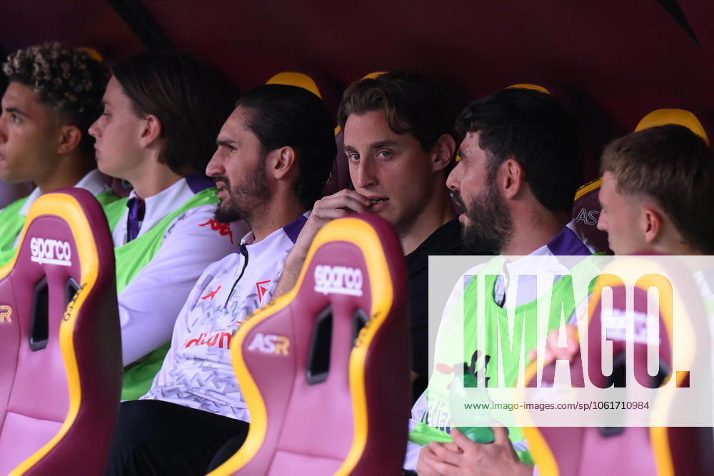 Foto IPP Luciano Adriani Roma 04 05 2025 Campionato di Calcio Serie A 2024 2025 Roma vs Fiorentina Nella foto: Edoardo Bove in panchina con i compagni Italy Photo Press - World Copyright Roma italy Italia ITALY