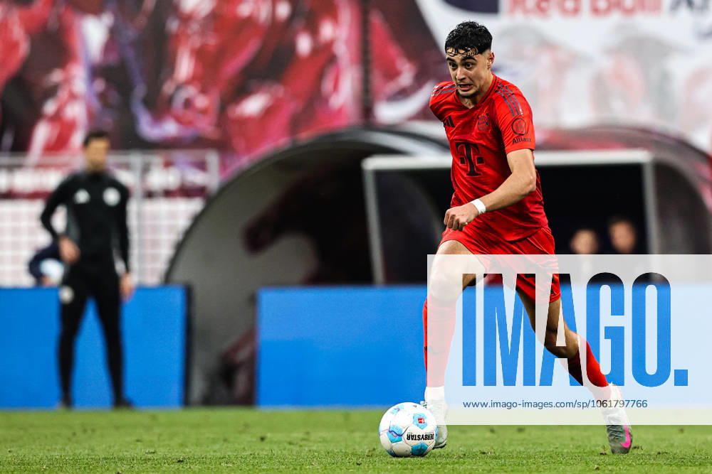 Aleksandar Pavlovic FC Bayern Munich,45 1 Soccer Bundesliga Season 2024 2025 Point Match RB Leipzig vs FC Bayern Munich at the Red Bull Arena in Leipzig Freisteller,Action,Soccer,Germany,Man,Men