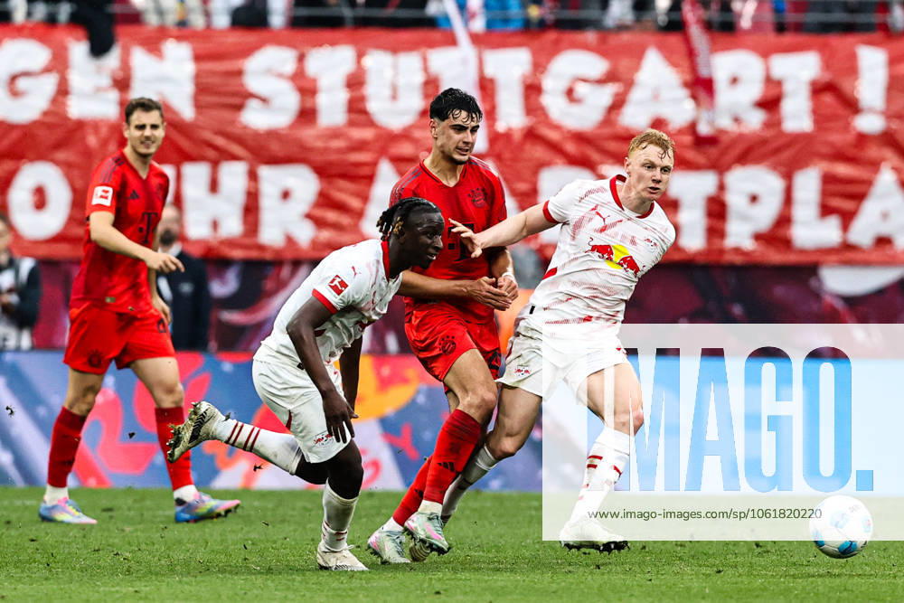 Aleksandar Pavlovic FC Bayern Munich,45 vs Nicolas Seiwald RB Leipzig,13 and Amadou Haidara RB Leipzig,8 1 Soccer Bundesliga Season 2024 2025 Point Match RB Leipzig vs FC Bayern Munich at the Red Bull Arena in Leipzig Action,Soccer,Germany,Man,Men