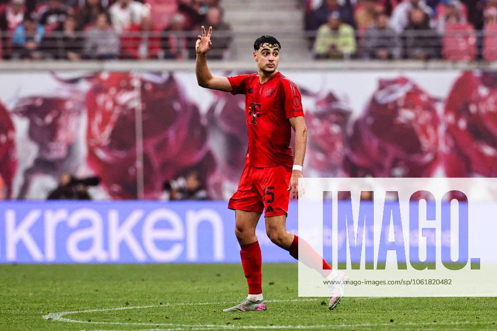 Aleksandar Pavlovic FC Bayern Munich,45 1 Soccer Bundesliga Season 2024 2025 Point Match RB Leipzig vs FC Bayern Munich at the Red Bull Arena in Leipzig Freisteller,Action,Soccer,Germany,Man,Men