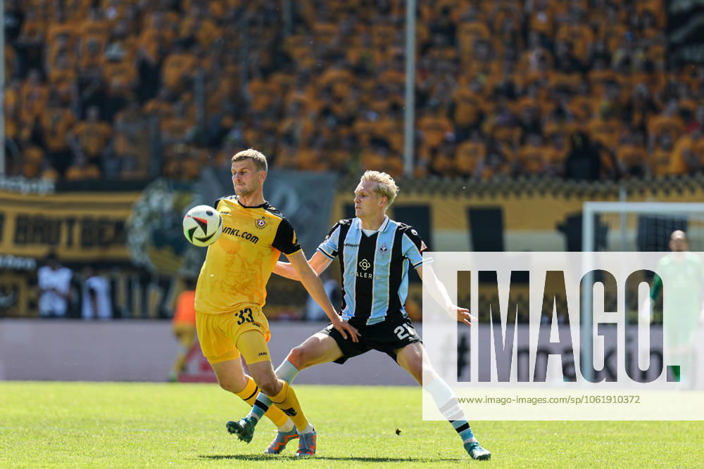 Christoph Daferner SG Dynamo Dresden, 33 and Janne Sietan SV Waldhof Mannheim, 22 at SV Waldhof Mannheim SG Dynamo Dresden on 10 05 25 at Carl Benz Stadium, Mannheim Photo Alfio Marino
