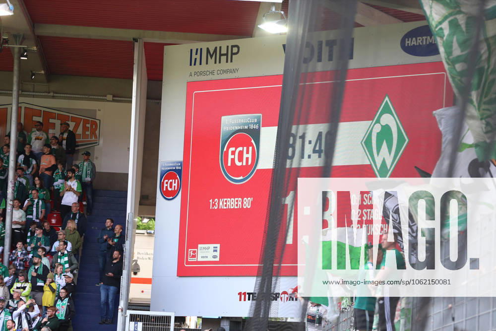 Soccer 1 Bundesliga, 1 FC Heidenheim Werder Bremen v l Scoreboard, Videowall, Scoreboard, Info, Advertising Luca Kerber 1 FC Heidenheim 1846 Heidenheim