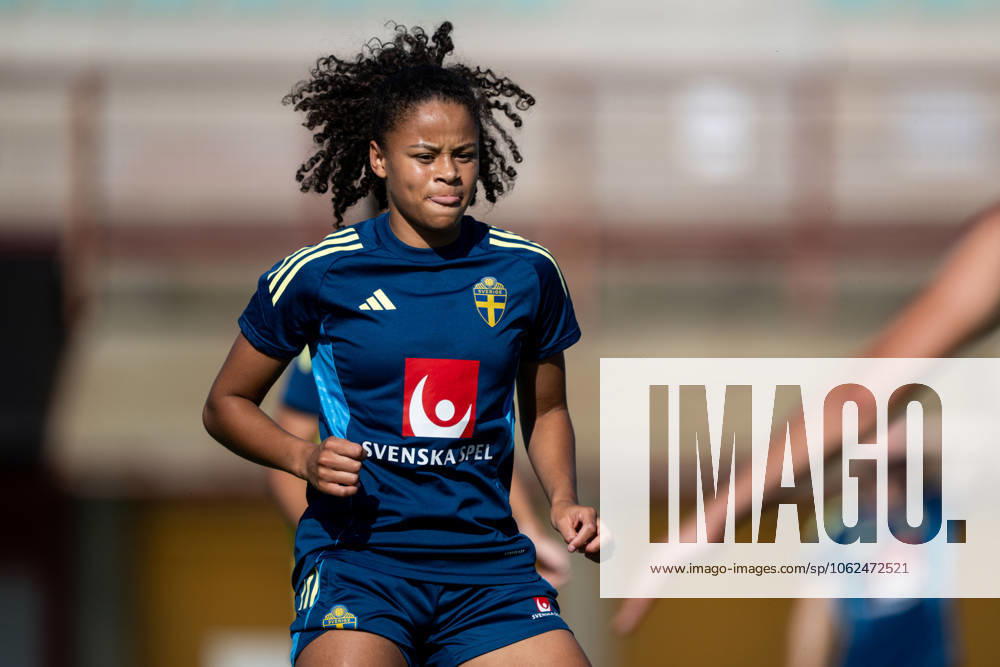 Felicia Schröder of the Swedish womens national football team during a training session on May 26, 2025 in Fidenza Photo Ludvig Thunman BILDBYRAN code LT LT0701 fotboll football soccer fotball träning practice training sverige sweden dam bbeng