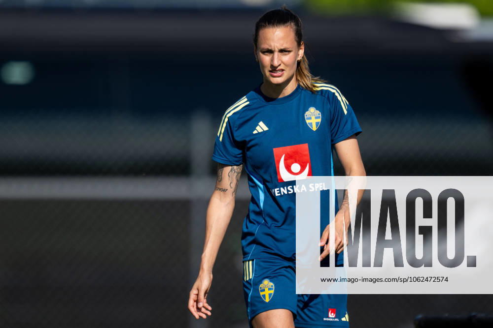 Nathalie Björn of the Swedish womens national football team during a training session on May 26, 2025 in Fidenza Photo Ludvig Thunman BILDBYRAN code LT LT0701 fotboll football soccer fotball träning practice training sverige sweden dam bbeng