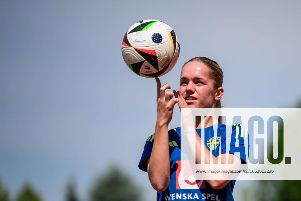 Hanna Lundkvist of the Swedish womens national football team during a training session on May 28, 2025 in Fidenza Photo Ludvig Thunman BILDBYRAN code LT LT0703 fotboll football soccer fotball träning practice training sverige sweden dam bbeng