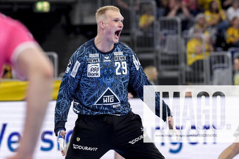 David Späth Goalkeeper, RNL, 29 , single picture, single photo, action, action, cheer, cheers, celebration, joy, rejoice, rejoicing, confident, optimistic, positive, game scene, 29 05 2025, Mannheim Germany , Handball, Bundesliga, Rhein Neckar Löwen TVB Stuttgart