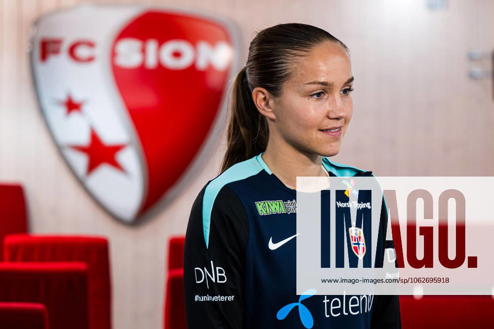 Guro Reiten of the Norwegian women s national football team during a press conference on June 2, 2025 in Sion Photo Marius Simensen BILDBYRAN COP 238 bbeng dam football fotball fotboll norge norway press conference pressekonferanse soccer uefa women s nations league