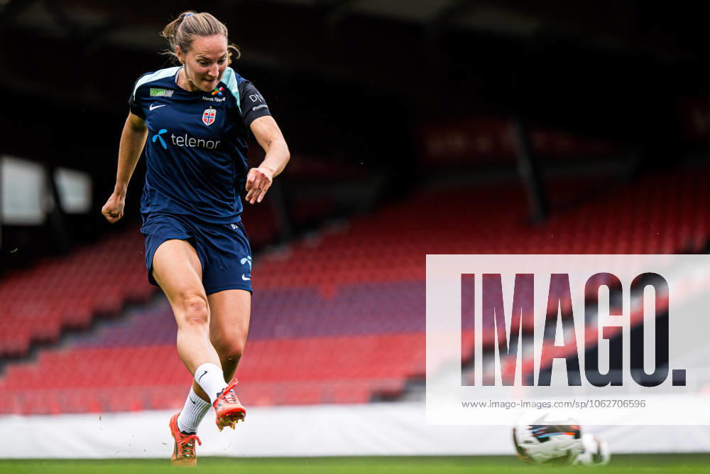 Marit Bratberg Lund of the Norwegian women s national football team during a training session on June 2, 2025 in Sion Photo Marius Simensen BILDBYRAN COP 238 bbeng dam football fotball fotboll norge norway practice soccer training trening träning uefa women s nations league