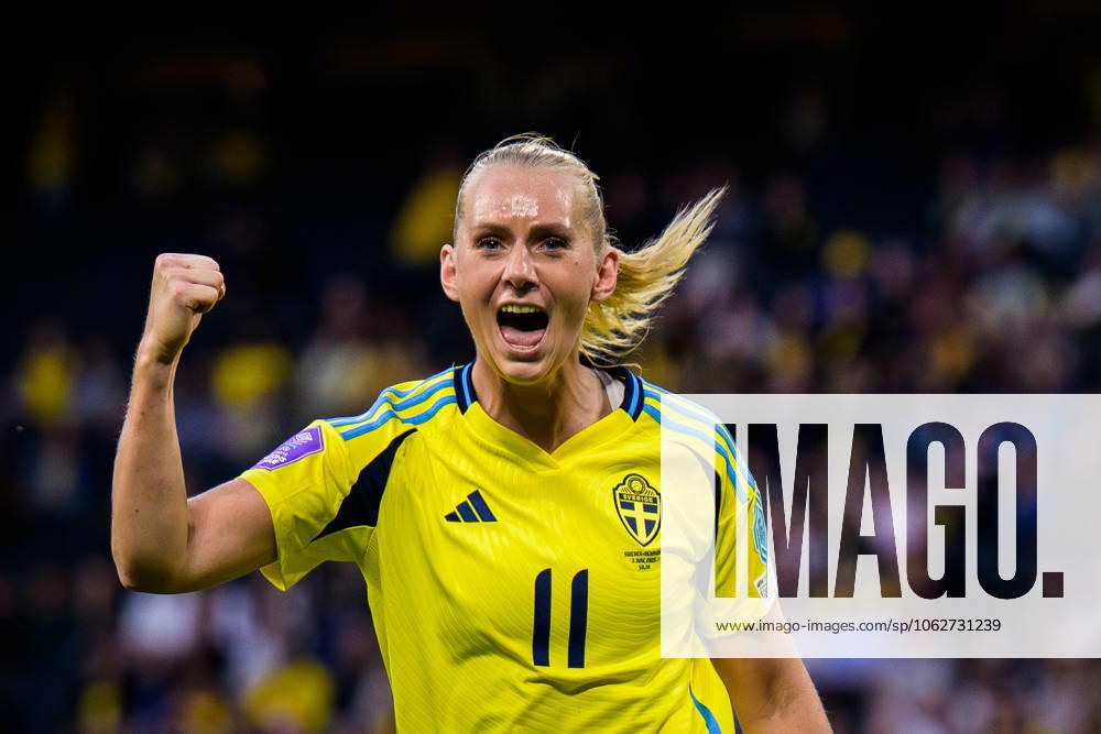 Stina Blackstenius of Sweden celebrates after scoring the 4 1 goal during the Women s Nations League football match between Sweden and Denmark on June 3, 2025 in Stockholm Photo Joel Marklund BILDBYRAN kod JM JM0698 fotboll football soccer fotball nations league uefa womens nations league sverige sweden danmark denmark dam bbeng jubel
