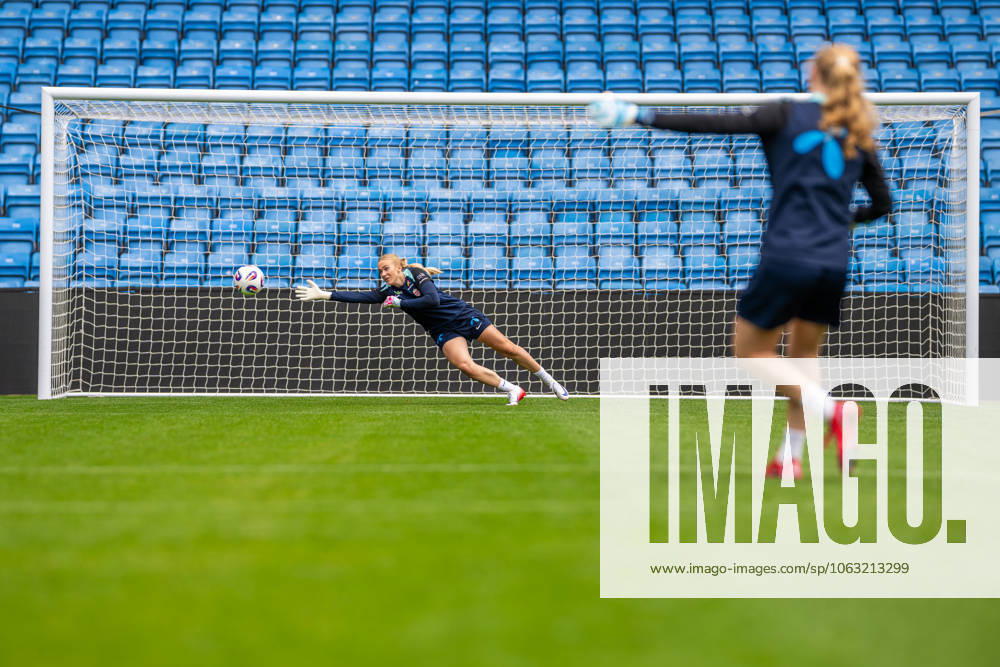 Goalkeeper Selma Panengstuen of the Norwegian women s national football team during a training session on June 24, 2025 in Oslo Photo Vegard Grott BILDBYRAN kod VG VG0772 bbeng fotboll football soccer fotball norge norway women dam träning practice training trening pre camp precamp