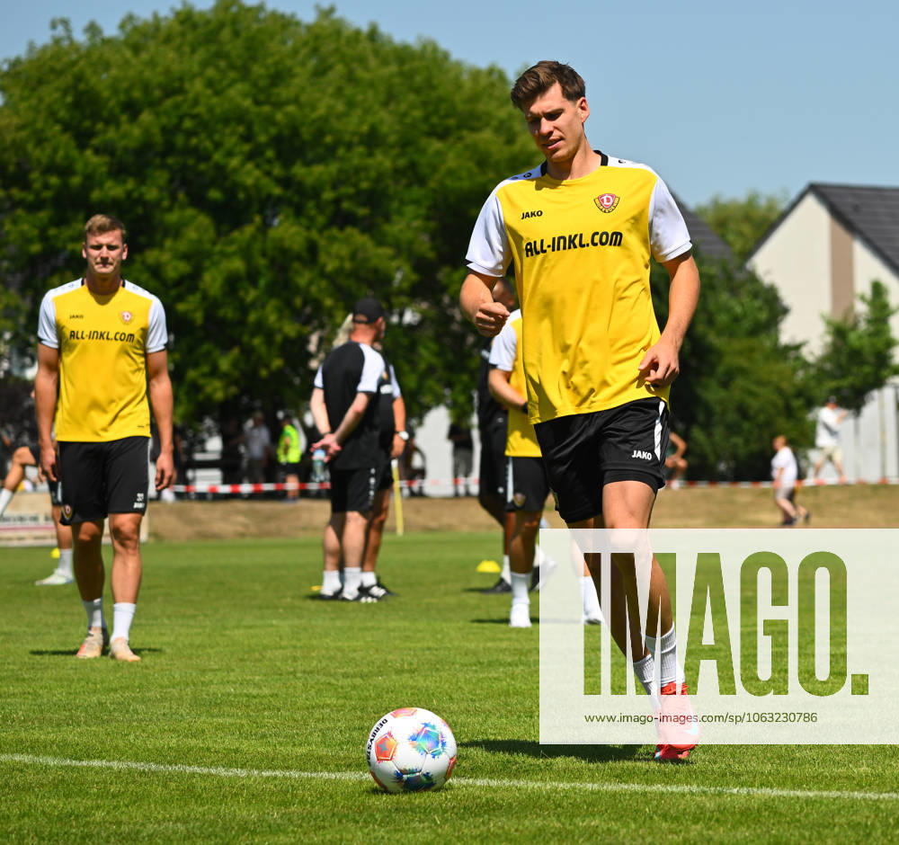 Alexander Rossipal, SG Dynamo Dresden, training, soccer, soccer, 2 Bundesliga, second division, 2 Liga, season 2025 2026, training kick-off, start of the season, on the sports field of TSV Cossebaude, 22 06 2025,