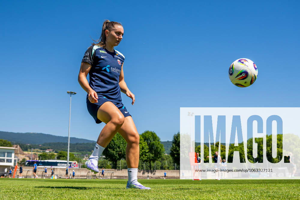 Vilde Boe Risa of the Norwegian women s national football team during a training session ahead of the UEFA Women s Euro 2025 on June 29, 2025 in Neuchatel Photo Vegard Grott BILDBYRAN kod VG VG0774 bbeng fotboll football soccer fotball fotballs em fotball em europamästerskap em uefa womens euro em 2025 träning practice training trening norge norway dam day 3