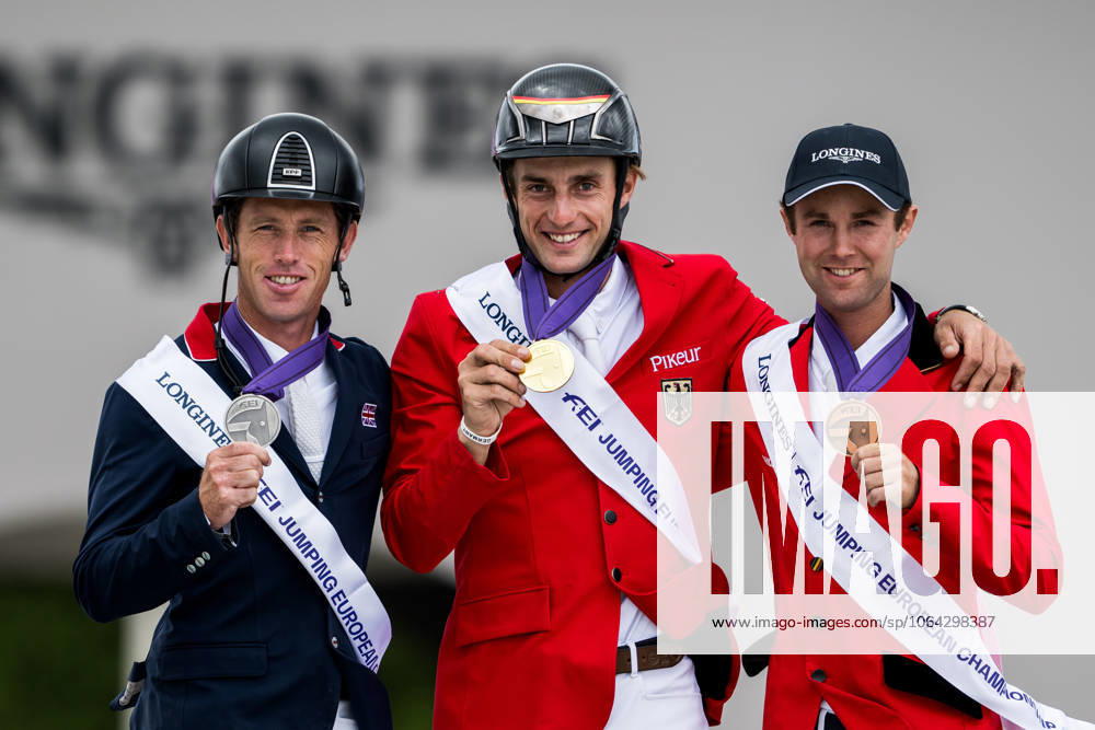Scott Brash of Great Britain, Richard Vogel of Germany and Gilles Thomas of Belgium on the podium after the individual final at the 2025 FEI Jumping European Championship on July 20, 2025 in A Coruna Photo Emma Wallskog BILDBYRAN COP 320 EW0554 ridsport equestrian hoppnings em sweden 2025 fei jumping european championship bbeng individuell final em em i hoppning jubel