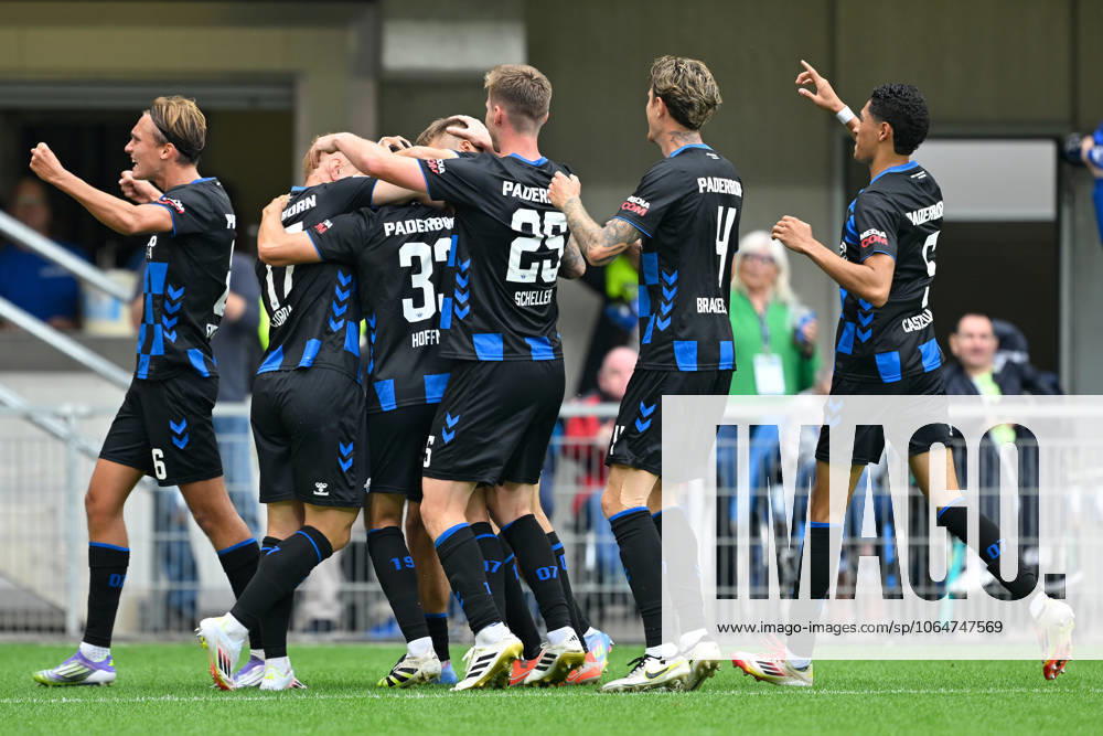 Paderborn, Home Deluxe Arena, 02 08 25, GER, Herren, 2 Bundesliga, Saison 2025 2026, SC Paderborn 07 KSV Holstein Kiel Bild Marcel HOFFMEIER Paderborn jubilates after his goal for 1 0 DFL regulations prohibit any use of photographs as image sequences and or quasi video NRW Germany