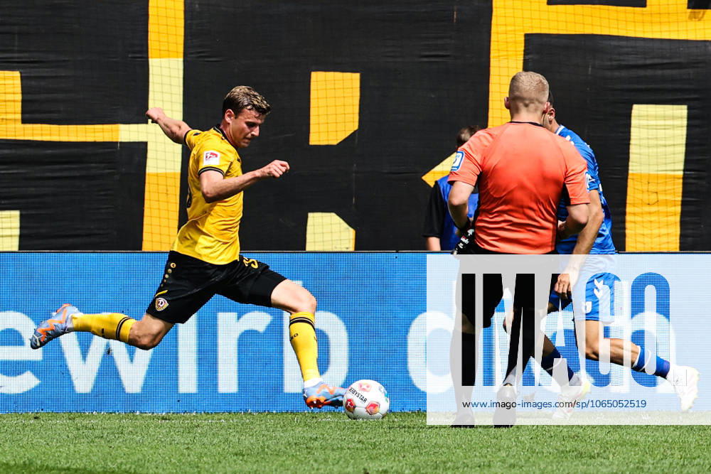 Christoph Daferner SG Dynamo Dresden,33 2 Soccer Bundesliga Season 2025 2026 SG Dynamo Dresden vs 1 FC Magdeburg at Rudolf Harbig Stadium in Dresden Action,Soccer,Man,Men,Germany