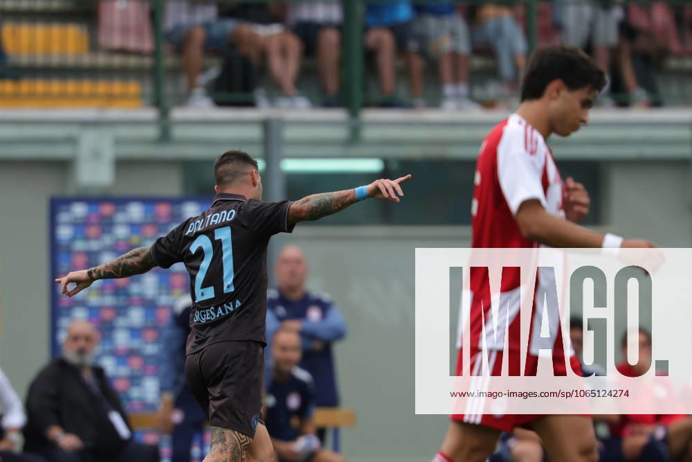 Napolis Matteo Politano celebrates after scoring goal 1-0 during the friendly match Napoli and Olympiakos at the Teofilo Patini Stadium in Castel Di Sangro, Central Southern Italy - Thursday, August 14 , 2025. -Soccer .